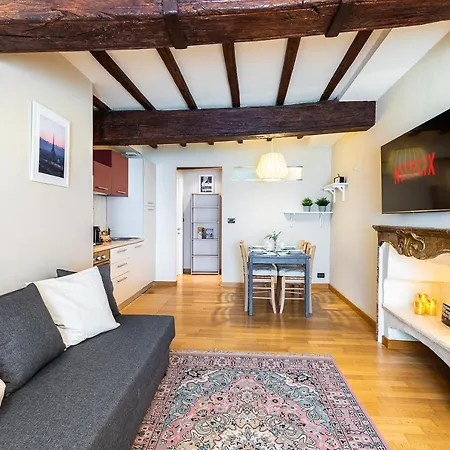 Mazzarri - Centro Storico * تورينو