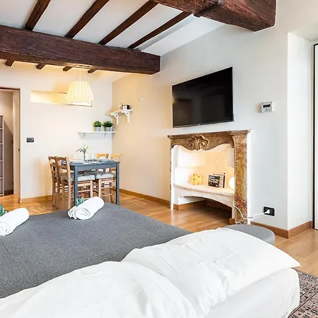 Mazzarri - Centro Storico Apartment *